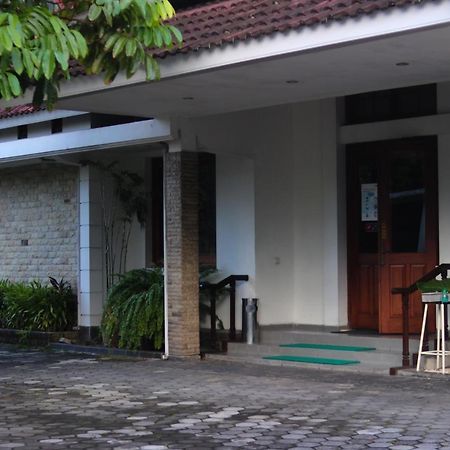 יוגיאקרטה Hotel Graha Kinasih Kotabaru מראה חיצוני תמונה