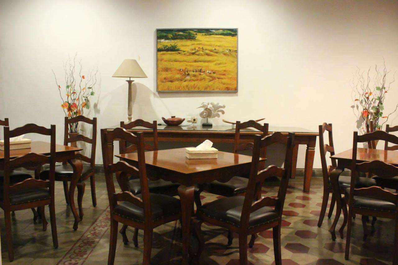 יוגיאקרטה Hotel Graha Kinasih Kotabaru מראה חיצוני תמונה