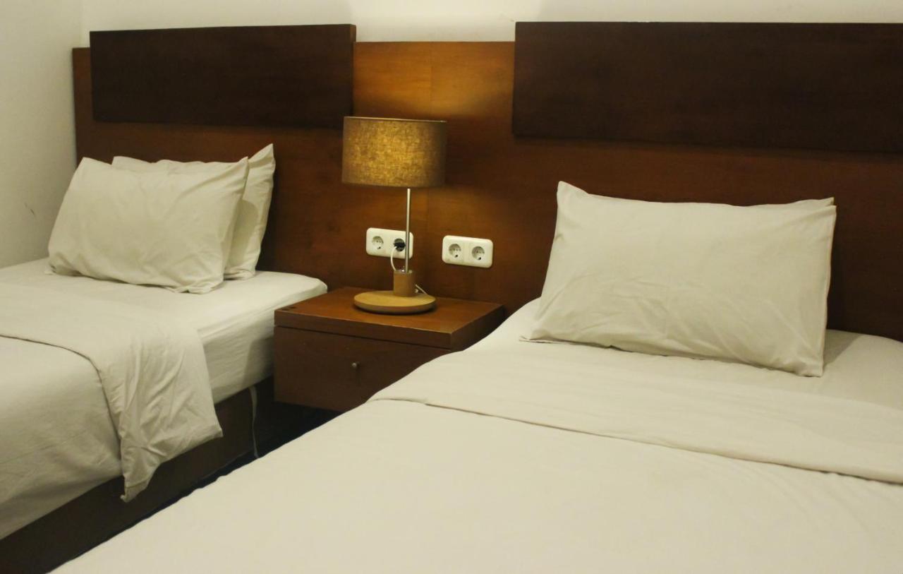 יוגיאקרטה Hotel Graha Kinasih Kotabaru מראה חיצוני תמונה